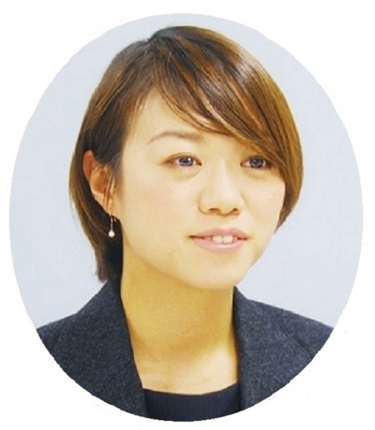 審査専門員 竹ノ内里奈
