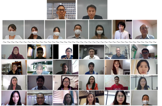 Photo of the lecturers and participants