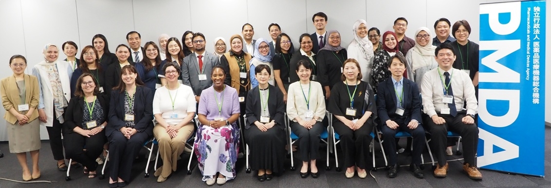 group photo of all participants